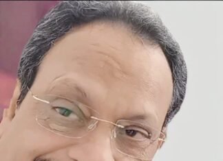 लखनऊ में आधार अपडेट के लिए सुबह 6 बजे से ही हज़ारों की भीड़,जनता त्रस्त