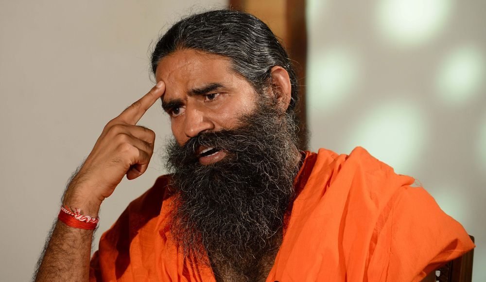 बिना लाइसेंस कोविड -19 की दवा का प्रचार प्रसार किये जाने पर बाबा रामदेव मुश्किल में
