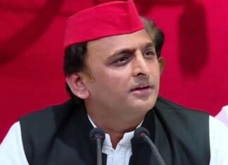 योगी जी सपा के कामों पर पत्थर चिपकाने की मुहिम में जुट गए हैं  : अखिलेश यादव