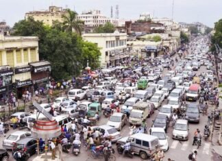 हजरतगंज में नया ट्रैफिक नियम लागू, जाम से राहत की उम्मीद