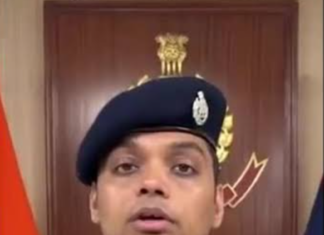 छात्रों को झूठे मुकदमों में फंसाने के दबाव में DCP के इस्तीफे का दावा निकला फर्जी, AI से बनाया गया था वायरल वीडियो