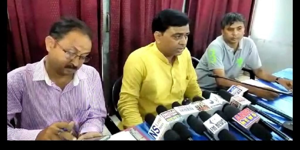 अपनी मांगों को लेकर उत्तर प्रदेश माध्यमिक शिक्षक संघ 23 अगस्त को करेगा सरकार के विरुद्ध प्रदर्शन