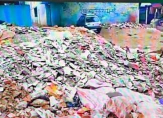 पुराने लखनऊ में ऐतिहासिक धार्मिक स्थल के निकट एक मकबरा कूड़े घर में तब्दील, नगर निगम मौन