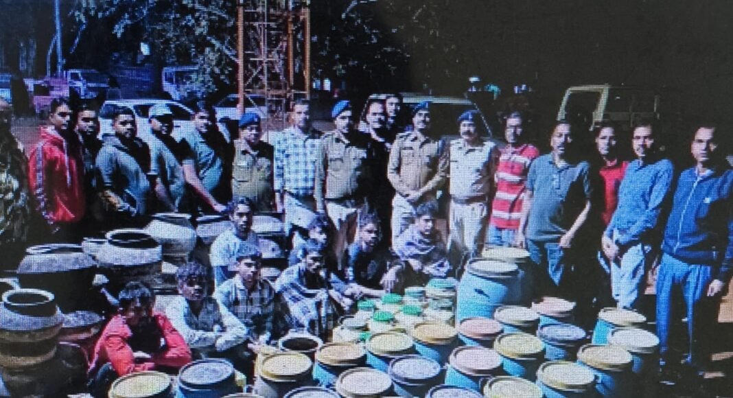 बंथरा में अवैध शराब तस्करी पर पुलिस का बड़ा शिकंजा
