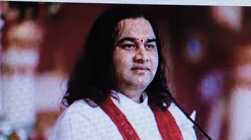 मथुरा में कथावाचक को धमकी