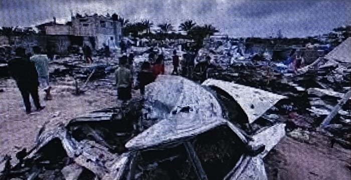 गाजा पट्टी में आज इज़रायल की हवाई कार्रवाई में 10 लोग घायल