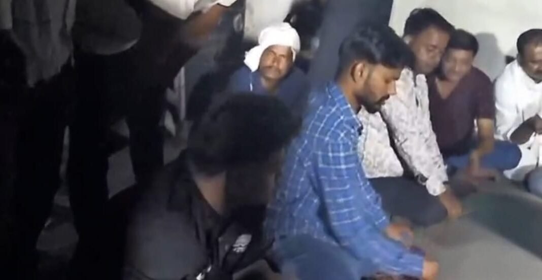 नवाबों की नगरी लखनऊ अब जुए और नशे के अड्डे में तब्दील