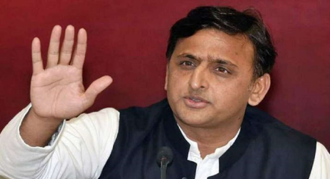 प्रदेश  सरकार  की  गलत  नीतियों  के  विरुद्ध  सपा का प्रदेश  व्यापी  धरना