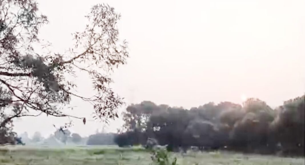 दुबग्गा में वन माफिया का काला कारोबार: 10 पेड़ों की परमिट पर 20 से ज्यादा  पेड़ काटे,पर्यावरण पर संकट, योगी के ‘हरित प्रदेश’ सपने को लगातार झटका!