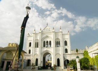 1901 से मौजूद पैतृक मकान की मरम्मत पर विवाद, एएसआई की कार्रवाई सही या ग़लत ?