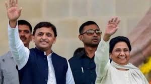 विपक्ष पर हमलावर मायावती ने अचानक दी सपा कार्यकर्ताओं को नसीहत