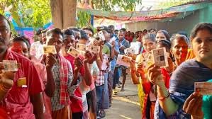 बिहार विधानसभा चुनाव 2025: पहले चरण में शाम 5 बजे तक 60.13% मतदान, महिलाओं की सक्रिय भागीदारी ने रचा इतिहास