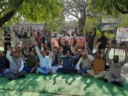 राज्य कर्मचारी सड़क पर उतरने को तैयार, 18 अक्टूबर को विधानसभा घेराव का ऐलान
