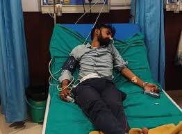 लखनऊ में एमिटी यूनिवर्सिटी के छात्र ने जहर खाया, प्रशासन पर शोषण का आरोप लगाया