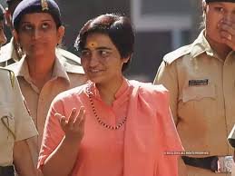 प्रज्ञा सिंह ठाकुर के खिलाफ NIA की नई चार्जशीट के तहत फांसी की मांग