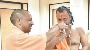 परमहंस दास की हुई आज पीजीआई से छुट्टी, अशंन तोड़ने के बाद अच्छे हो गए मोदी व योगी