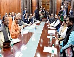 कल से शुरू हो रहा उत्तर प्रदेश विधानमंडल का शीतकालीन सत्र चढ़ सकता है हंगामे की भेट