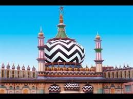 बरेली में जारी आला हज़रत के सौंवे उर्स में शिरकत करने आये दुनिया भर से अक़ीदत मंद