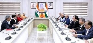 मुख्यमंत्री योगी आदित्यनाथ ने की महत्वपूर्ण बैठक