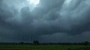 पूर्वी उत्तर प्रदेश में बारिश का अनुमान, बादल लौटे