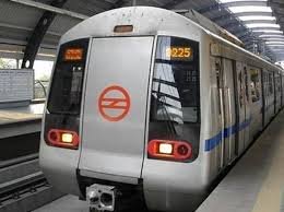 खुफिया सूचनाओं के आधार पर दिल्ली मेट्रो स्टेशनों पर सुरक्षा बढ़ाई गई
