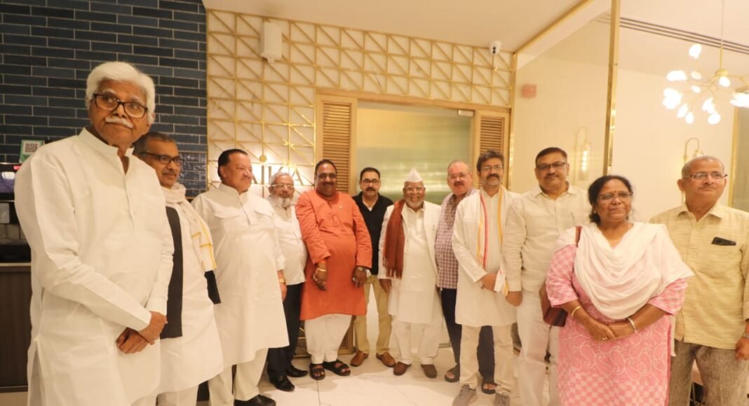 ओमप्रकाश सिंह बने पूर्व विधायक एवं पूर्व विधान परिषद सदस्य वेल्फेयर सोसाइटी के नए अध्यक्ष