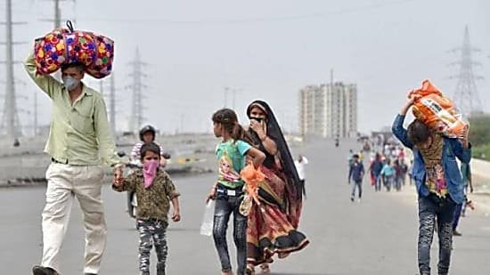 देश की बड़ी खबर ,नई गाइडलाइंस पर खरे उतरने के बाद अपने घरों को जा सकेंगे अन्य राज्यों में फंसे लोग